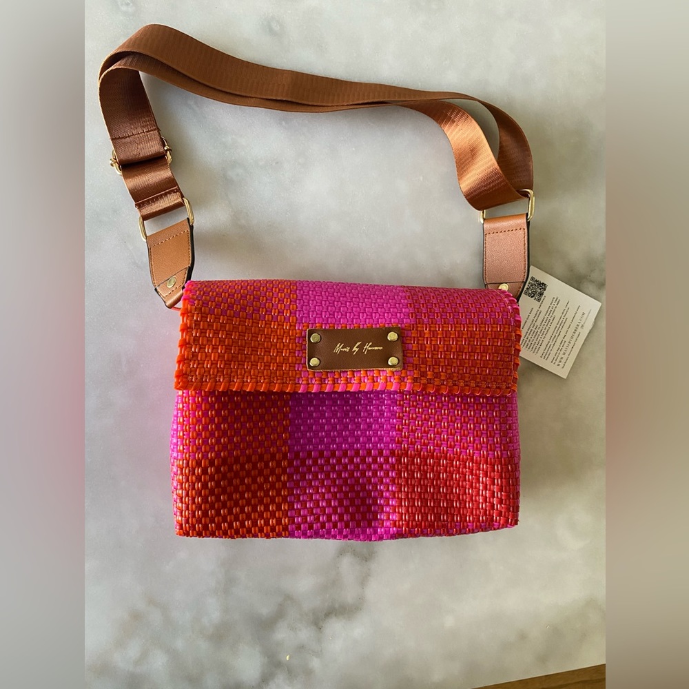New! Mavis by Herrera MALIBU CROSSBODY CLUTCH PURSE